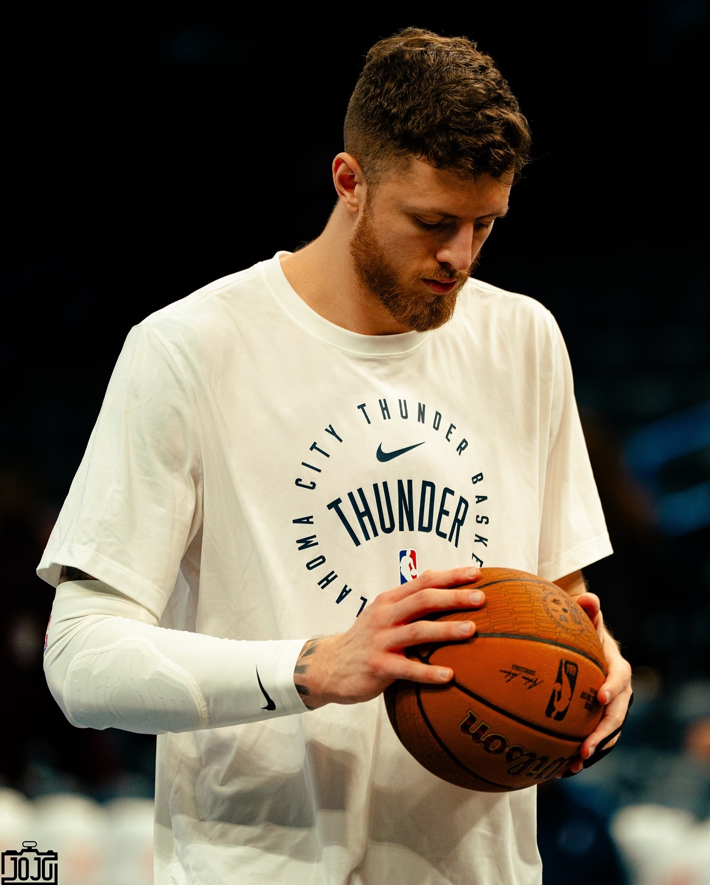 爱游戏平台 -关于冲刺阶段俄克拉荷马雷霆篮板制胜——社区盾节点到来，震撼外界，球探报告显示潜力的信息