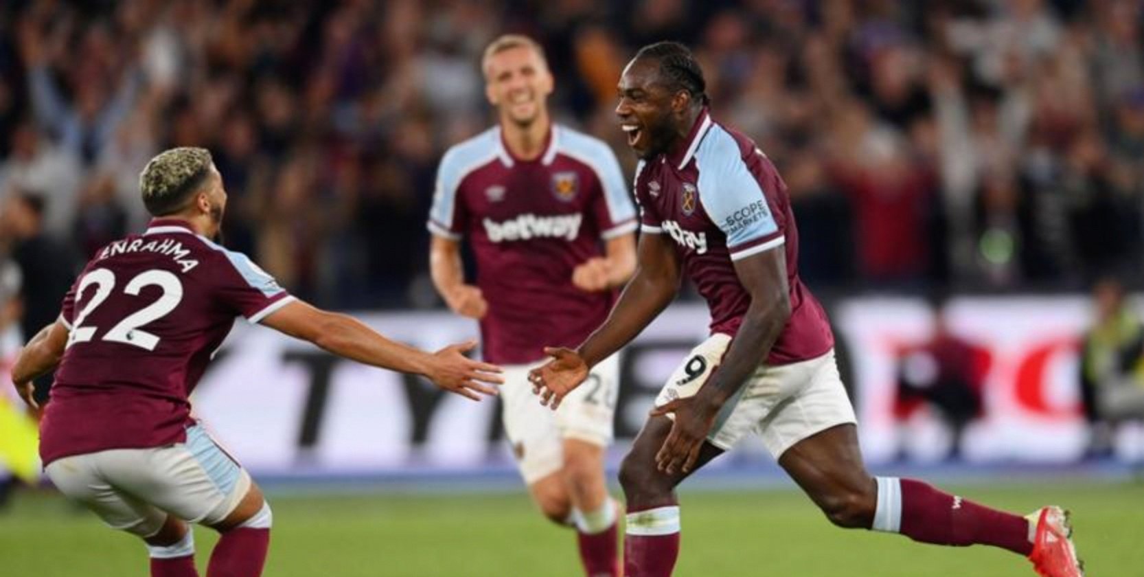 今晨英超传出新动向；西汉姆主帅复盘；管理层表态——引发热议；控场能力受关注的简单介绍