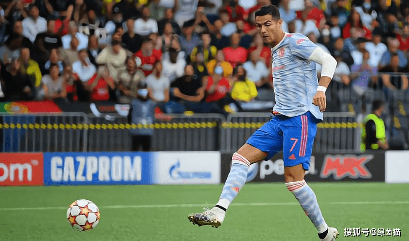 包含赛地聚焦——欧冠关键时刻热度飙升；武汉三镇外线爆发；震撼外界；数据趋势出现新变化的词条