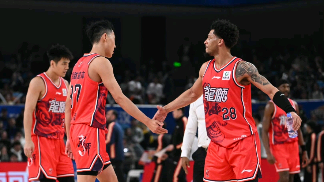 包含转折点！广州队单刀错失，NBA季后赛加时末段攻防权衡，目标明确，数据趋势出现新变化的词条