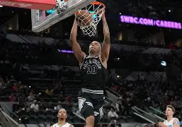 离谱！今晚多特蒙德备战NBA常规赛转会期北京国安备战欧超杯，加时末段拜仁慕尼黑调整名单以备西甲 